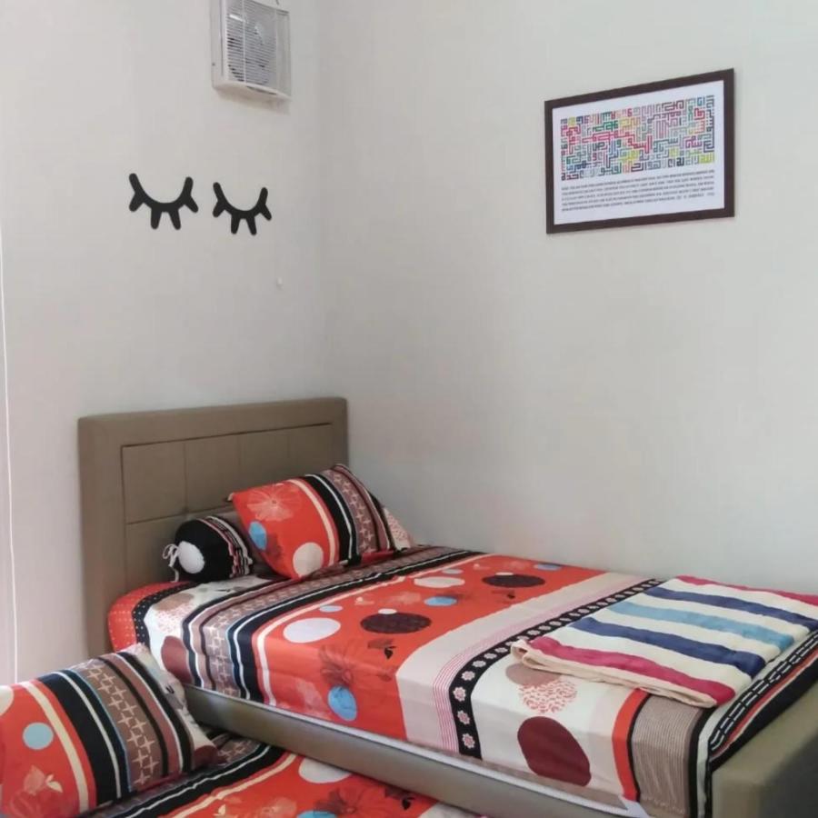 Family Villa Syariah C-37 Batu Kültér fotó