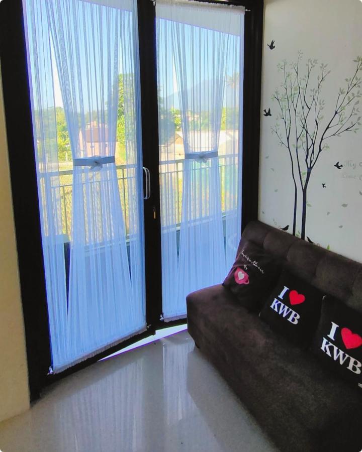 Family Villa Syariah C-37 Batu Kültér fotó